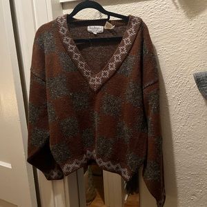 Vintage checkered vneck sweater